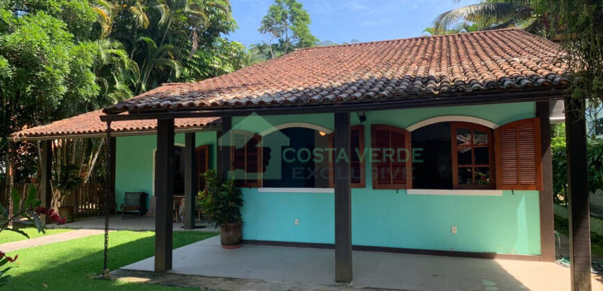 Linda Casa Completa no Sítio Bom