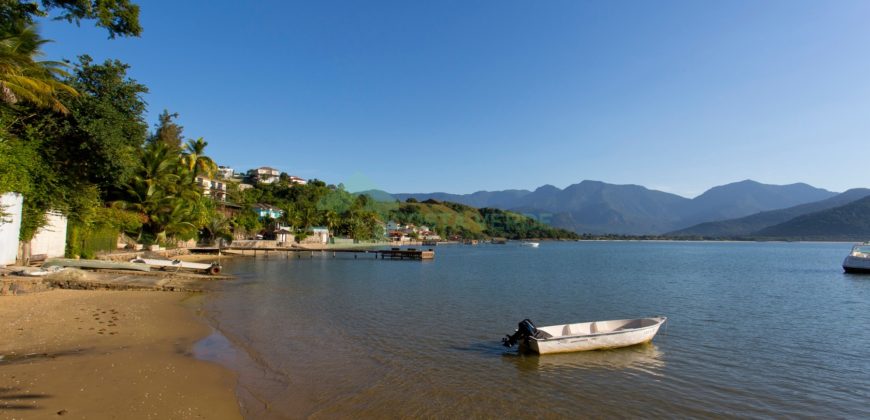 Magnífica Casa de Sapê em Itaóca