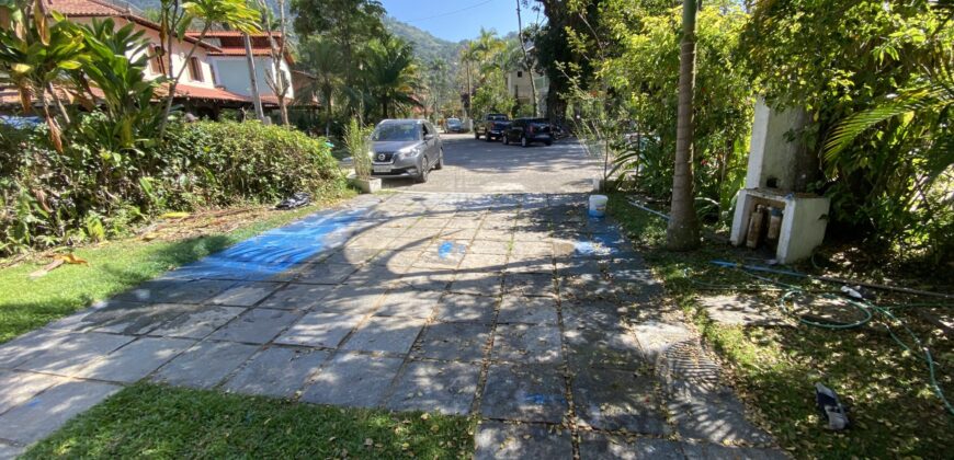 Maravilhosa Residência em Frente ao Mar