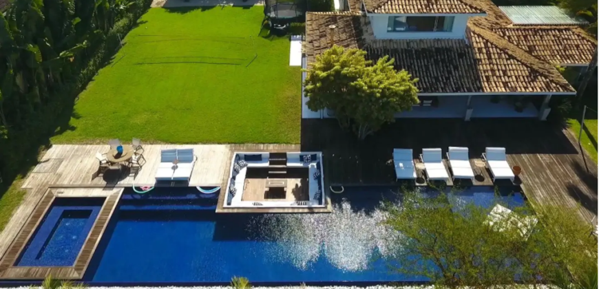 Aconchegante Residência em Frente ao Mar no Portobello