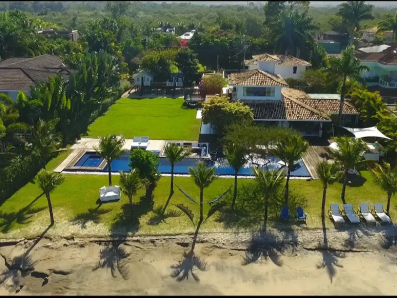 Aconchegante Residência em Frente ao Mar no Portobello