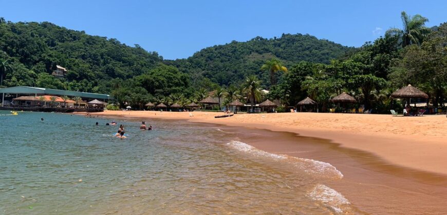 Belo Terreno Plano no Sítio Bom